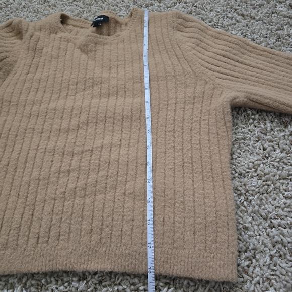 Women's Express Beige Tan Ribbed Fuzzy Sweater - Medium - Picture 8 of 9